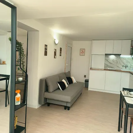 & Bliss Apartament Varna